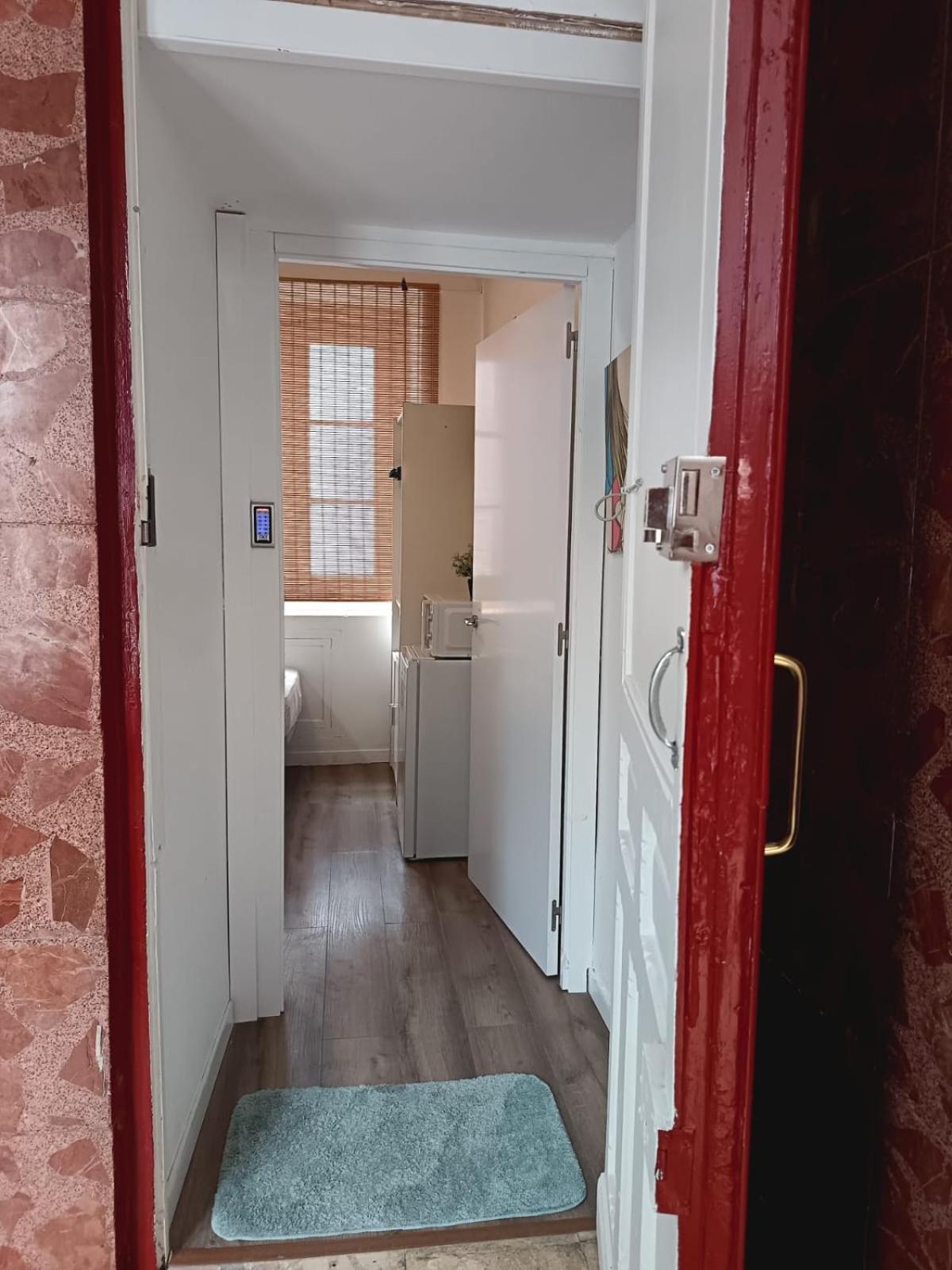 Alanta Apartments Madrid Extérieur photo